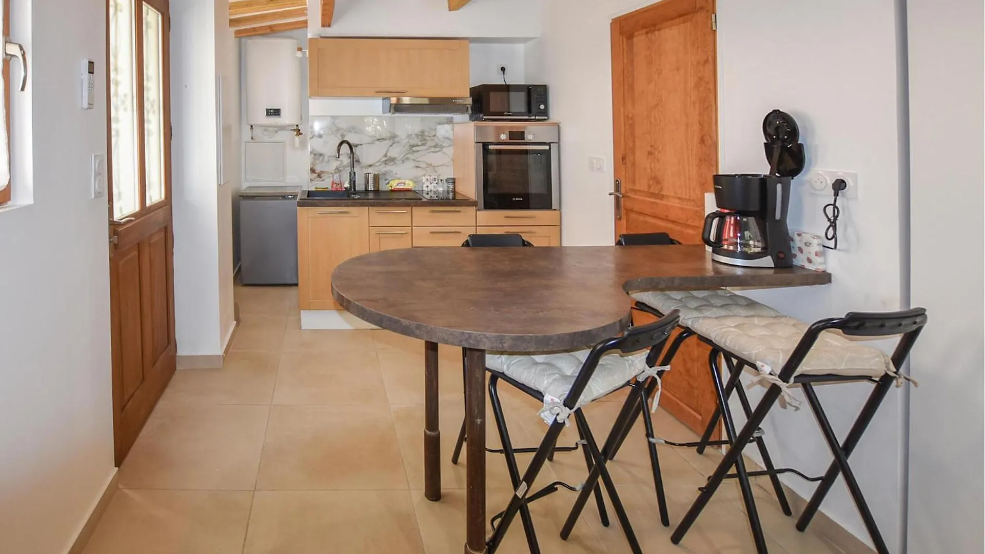 Holiday home Stunning Home In Monteux With Kitchen